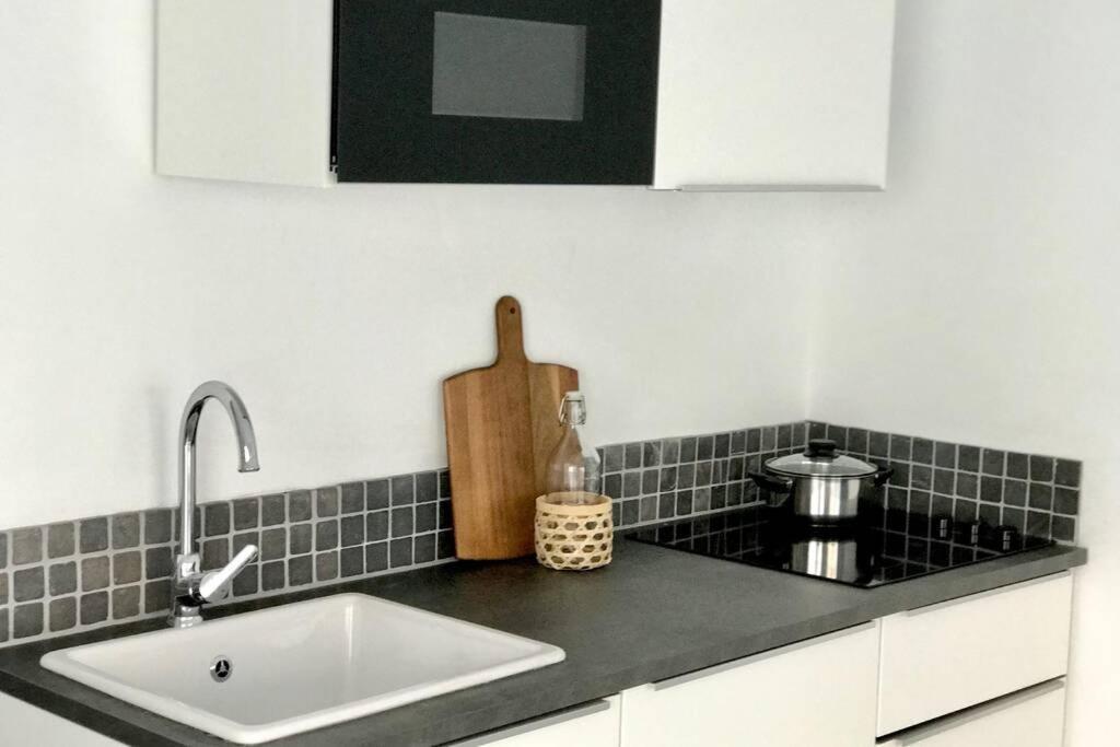 Begonia City Center Apartment 230 By Namaste Elite Τορρεμολίνος Εξωτερικό φωτογραφία
